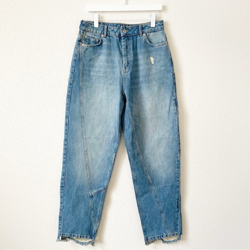 Halfboy Boyfriend Jeans Barrel Leg Light Blue Denim Distressed Size 31 Cotton